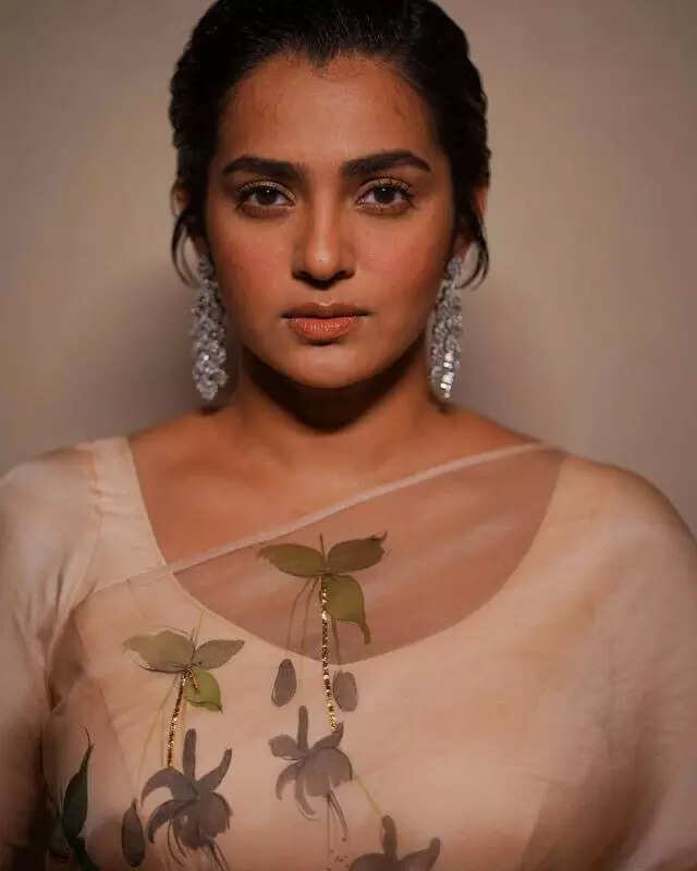 Tagging CMO, Parvathy slams closure of Hema report cases