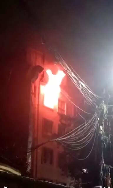 Hotel blaze brings guests out on Lansdowne Road in dead of night