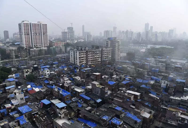 Scrap approval for Dharavi redevpt masterplan: Congress MP to CM