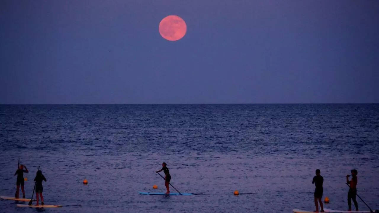 Strawberry Moon 2025: June’s full moon to light up the sky this month- know date, time, and the science behind the name