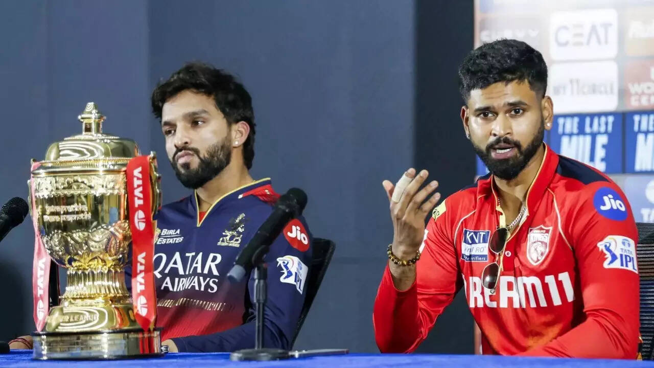 When was the last time both IPL finalists were chasing their maiden title?