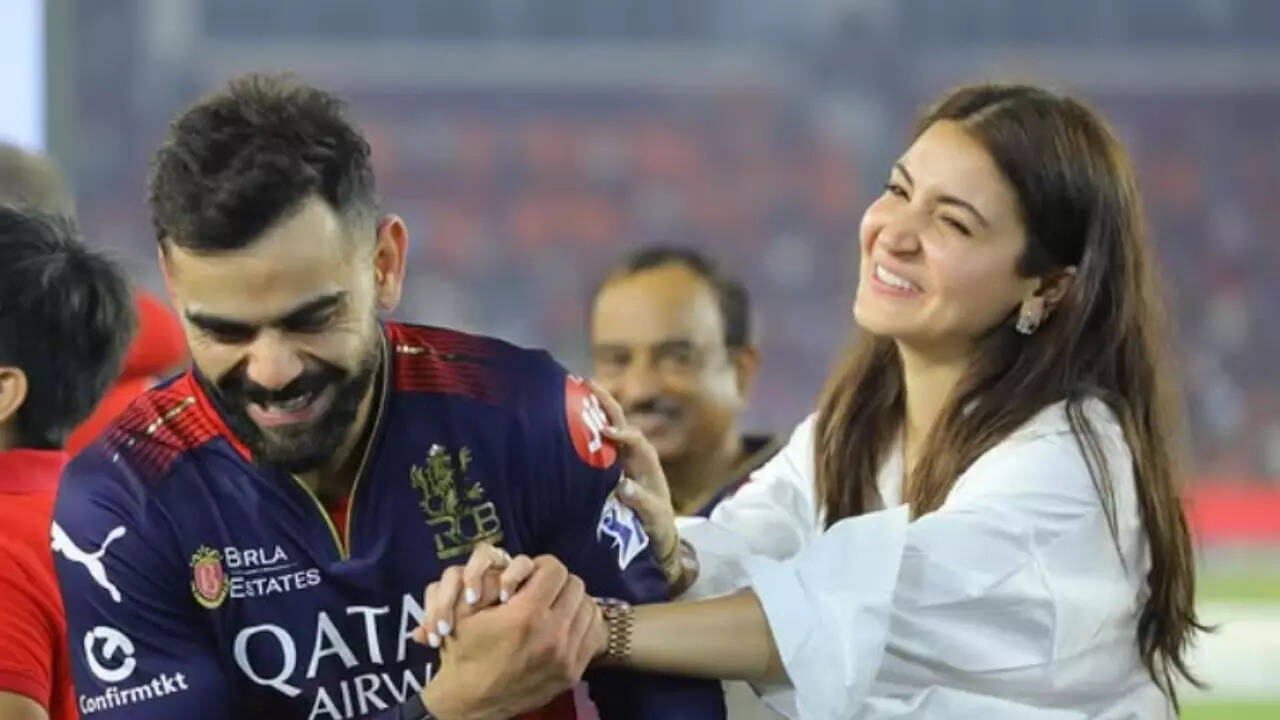 Virat drops emotional note for Anushka after RCB wins IPL