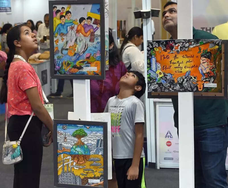 Choking On Plastic: Eco Expo Showcases The Alternatives