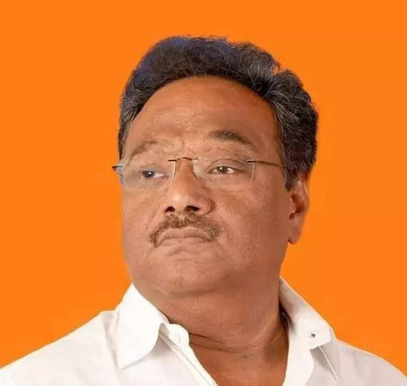 Can’t expect PM to start dialogue with Pak gen: Samik