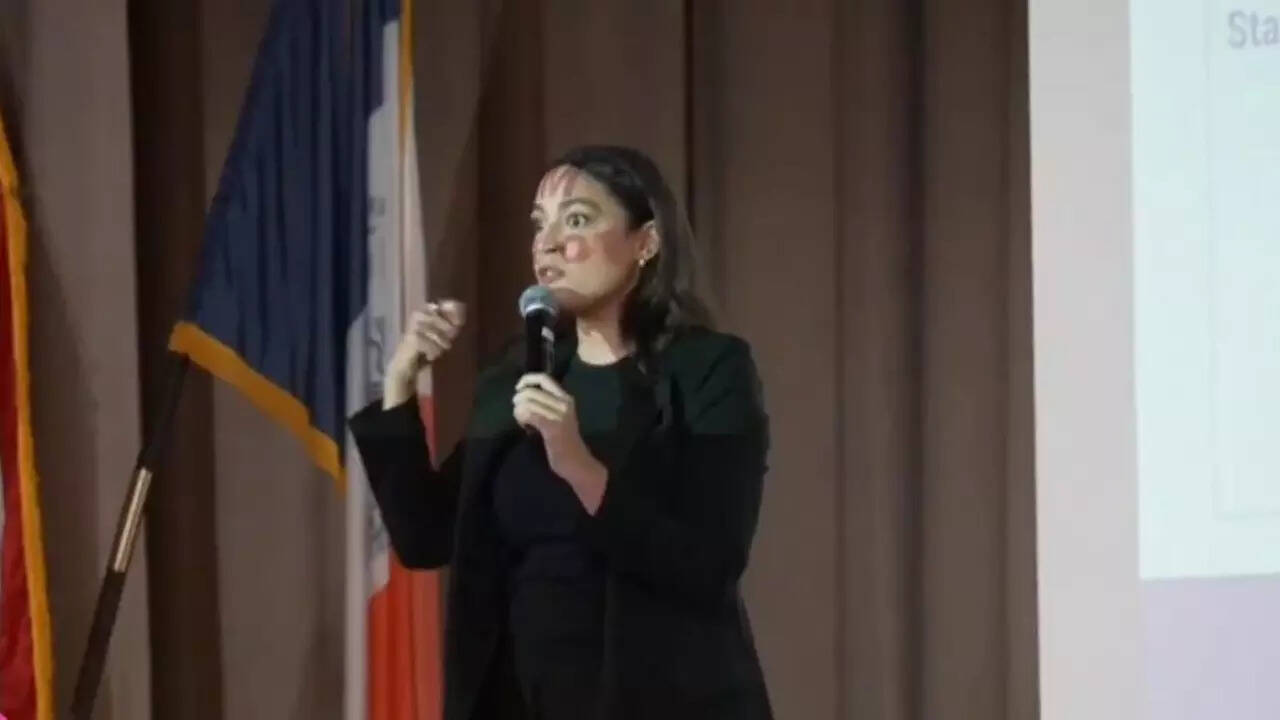 Trump vs Musk: Representative AOC takes humorous jab, says 'girls are fighting'