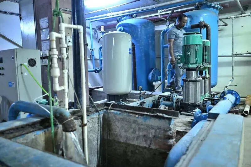 Civic body thirsts for 1cr switch to alkaline water in glass bottles