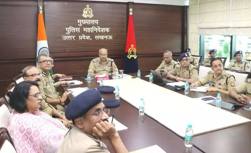 Public complaint handling to define an officer’s performance