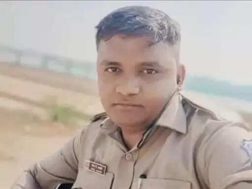 Week after being run over by constable, cop dies in hospital in Ahmedabad