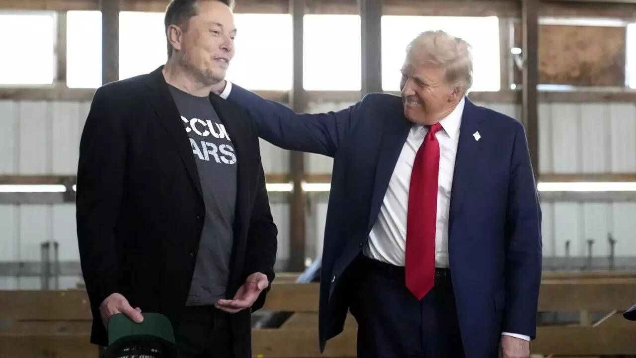 'Elon Musk suffers from hypomania': Dr Drew Pinsky breaks down Tesla CEO's 'abnormal' behavior