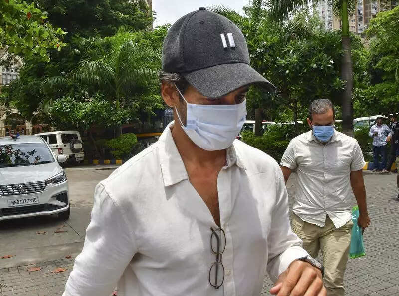 ED summons Dino Morea in Mithi desilting case next wk