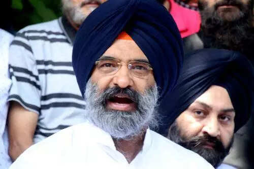 AAP leaders counter Sirsa’s claims, say he’s part of the problem