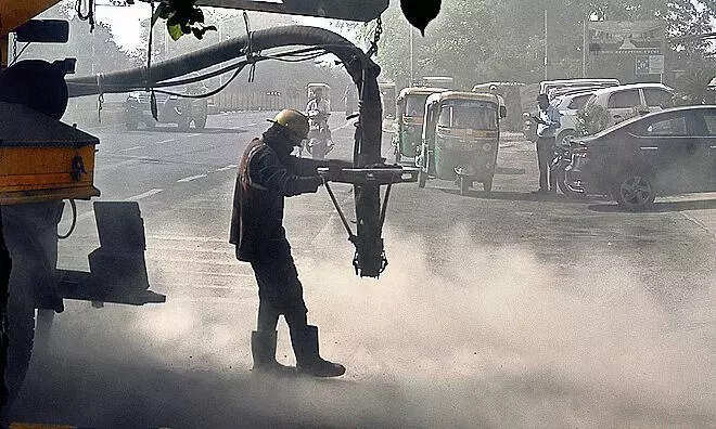 Ahmedabad Municipal Corporation to review Rs 661 crore road contract at 34% cost hike