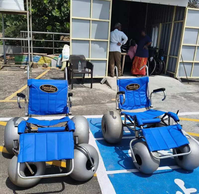 Balloon wheelchairs land at blue flag beaches