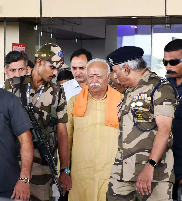 There should be no discrimination on temple entry, access to water: Bhagwat