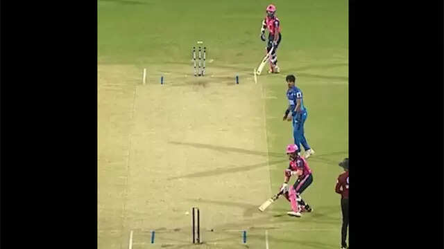 Watch: One of the most bizarre run-outs ever – keeper hits both ends with one throw