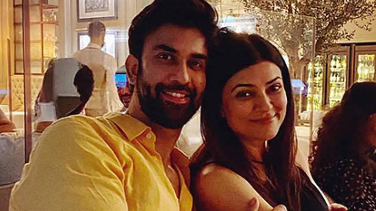 Rajeev slams trolls saying he lives off sister Sushmita's money