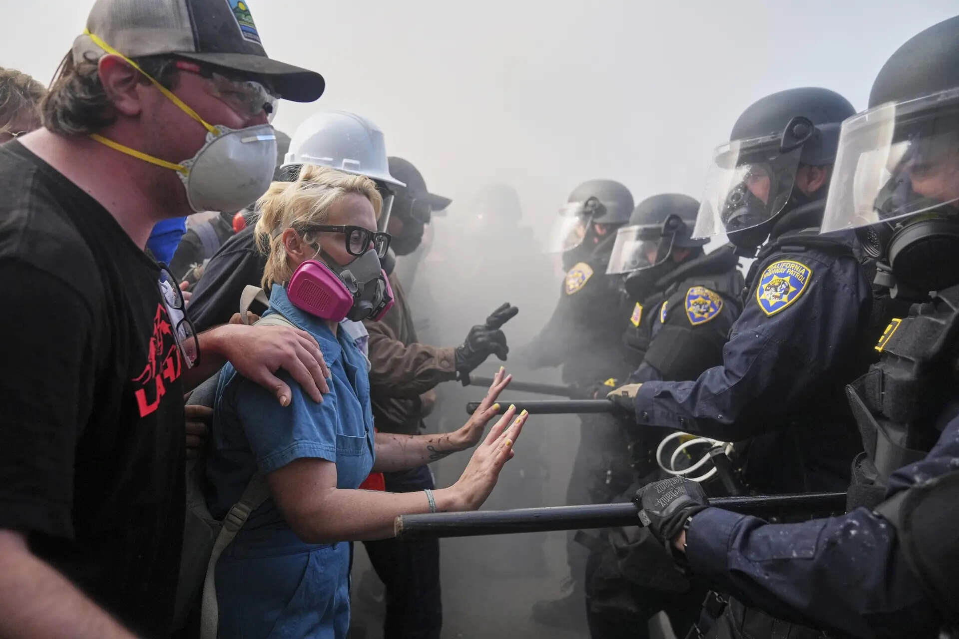 If It Happened There: Donald Trump sends central troops to quell protests in opposition-ruled California