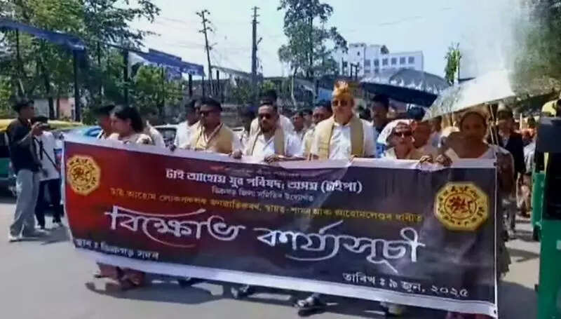 Tai Ahoms protest delay in ST status, threaten BJP boycott in 2026 polls