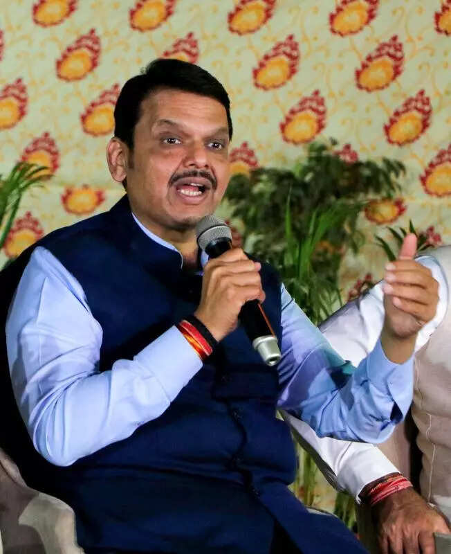 Govt orders probe into track deaths, oppn seeks rly min Vishnaw’s sacking