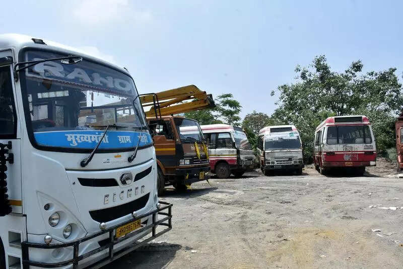 Commuters suffer as 15 RMC city buses fined, go off road