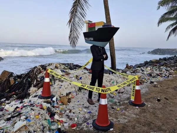 Activists highlight socio-ecological crisis