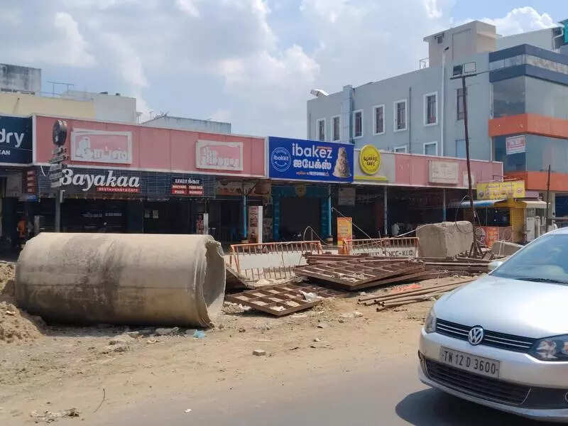 Metro work in Perumbakkam cripples shopkeepers, motorists
