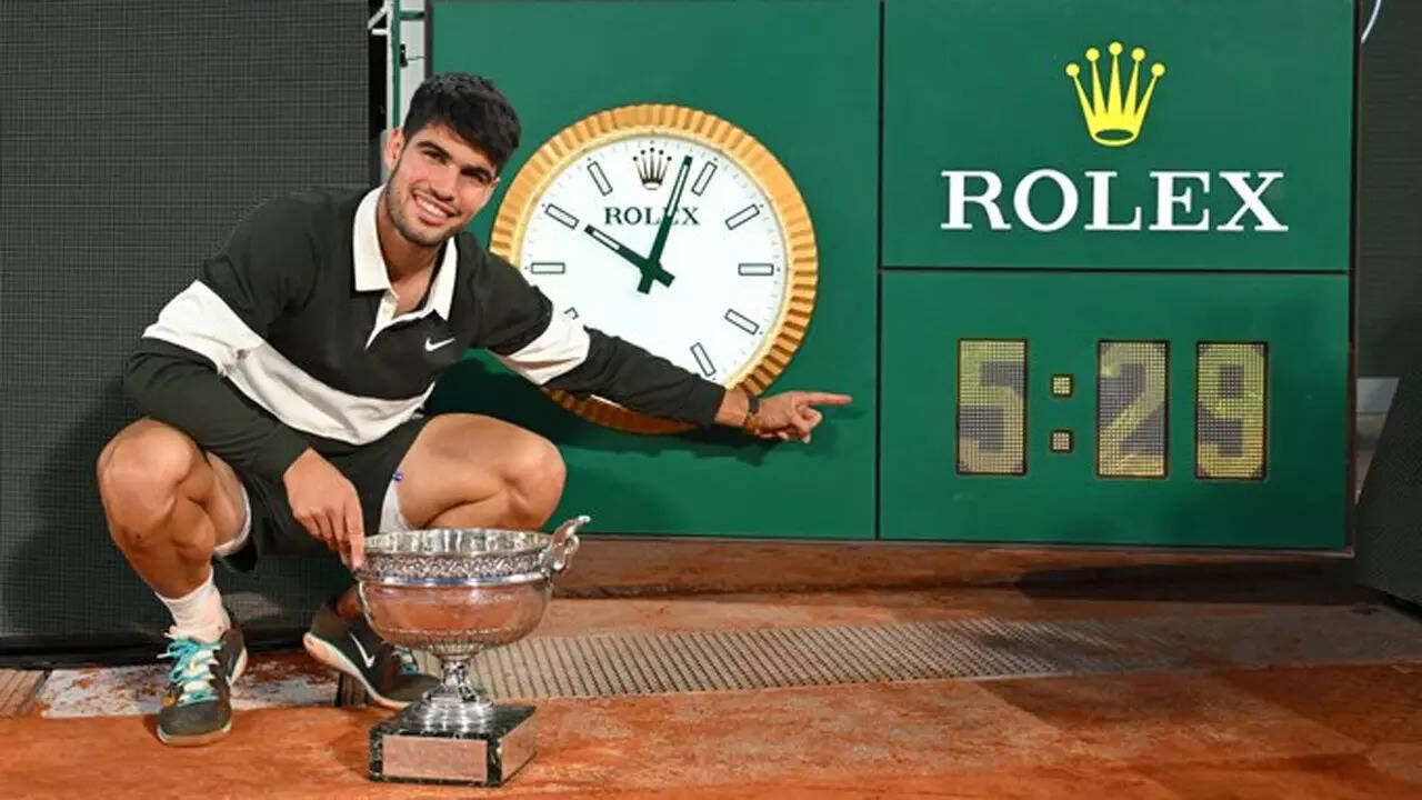 'Everyone loves Carlitos': Alcaraz wins hearts, Sinner plays second fiddle