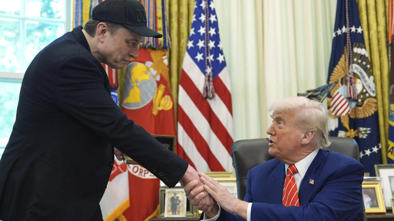 Trump vs Musk: Elon loses 25% of his fortune to DOGE; calls it 'worth it'