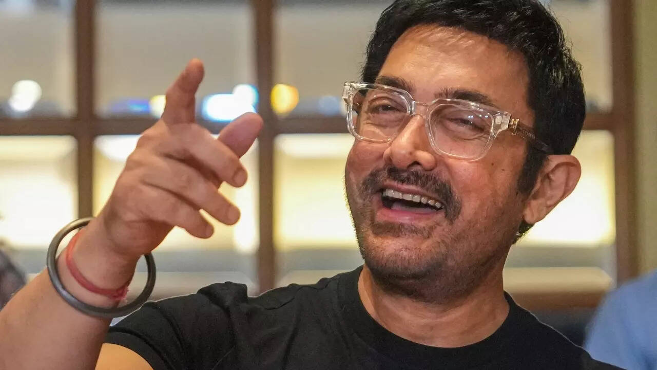 Aamir was concerned about his height: 'Big B was 6ft'