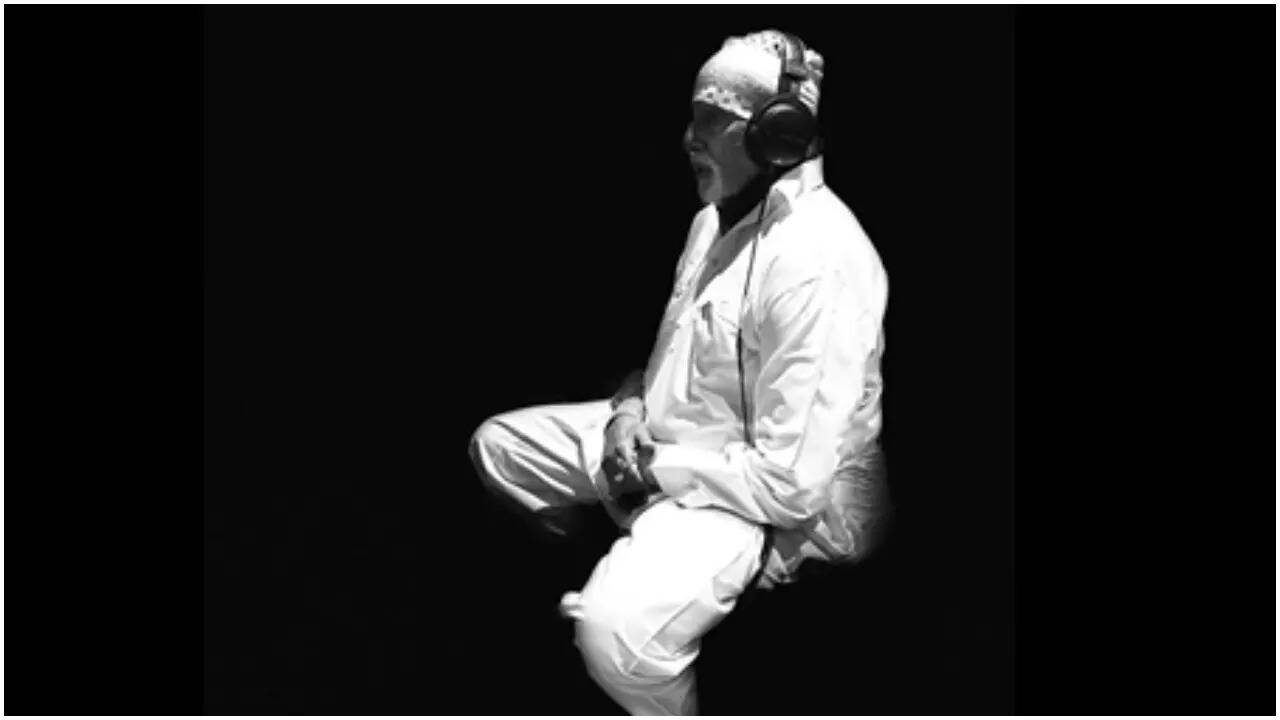 Amitabh recites shlokas to spread a message about spirituality