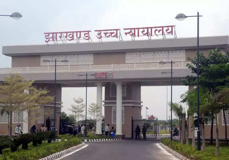 Sahibganj addl collector held guilty of contempt, penalised