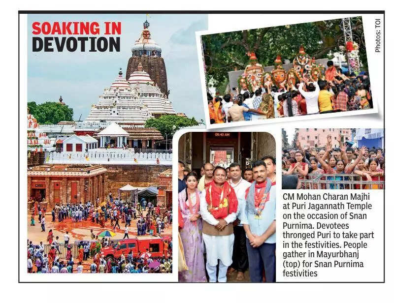 Debasnana Purnima draws thousands to Jagannath Temple