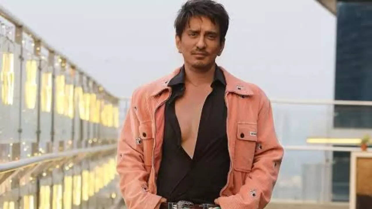 Sajid opens up on two-climax idea for 'Housefull 5