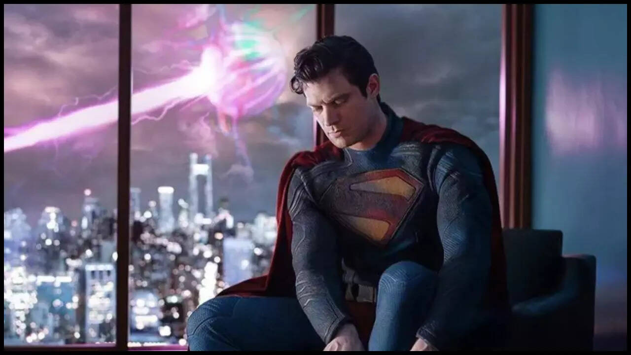 Superman final trailer offers more than a peek
