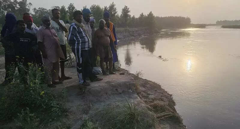 Youth drowns while bathing in Sutlej, another missing