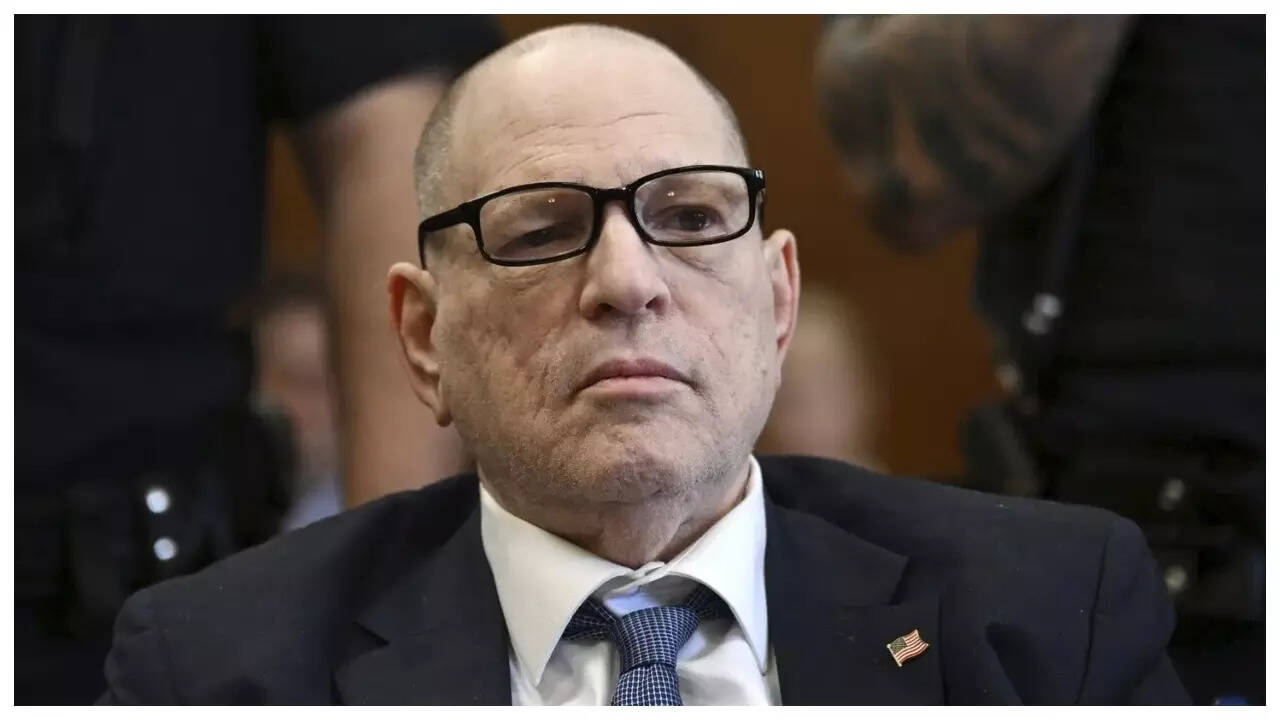 Weinstein case: Judge declares mistrial on rape charge