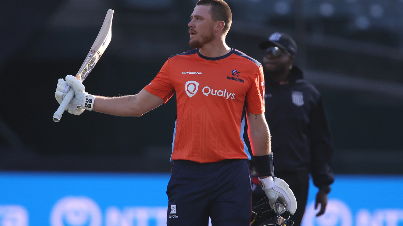 Finn Allen smashes fastest century in league history vs Washington Freedom