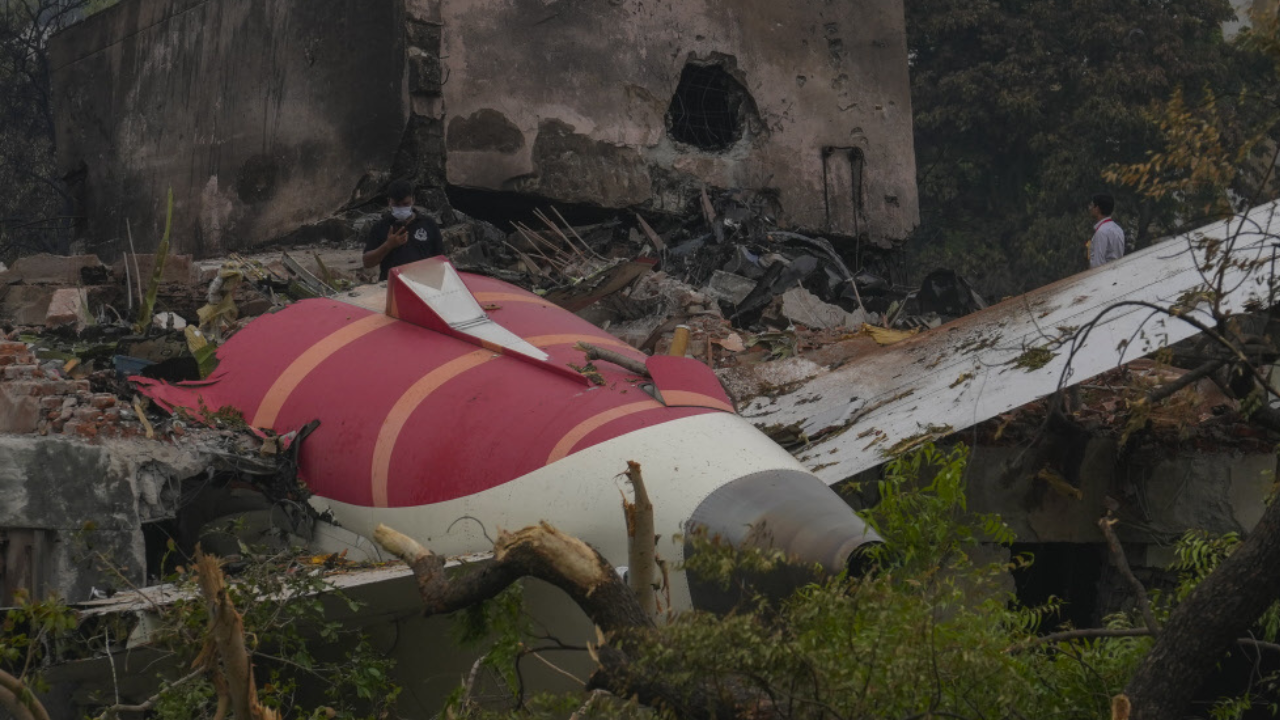 Plane crash: When AI jet became fireball; how 1,000°C inferno made escape impossible