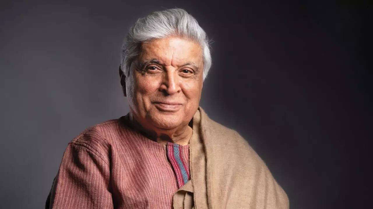 Javed Akhtar compares alcohol with religion