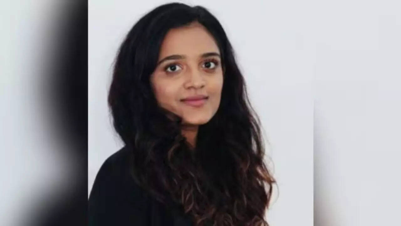 'That was my wife': Husband of Indian-origin Nirali Sureshkumar Patel, sole Canadian killed in Air India crash, breaks down
