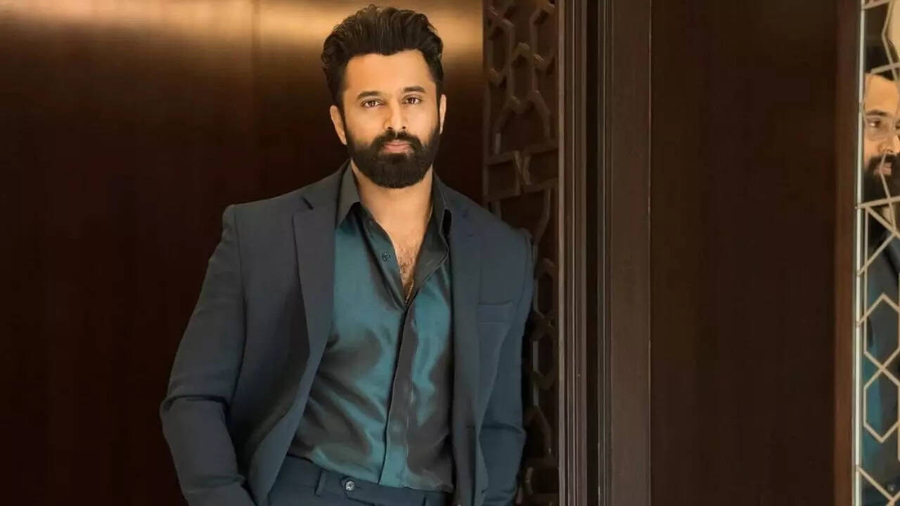 Unni Mukundan reveals he grew up near Air India crash site
