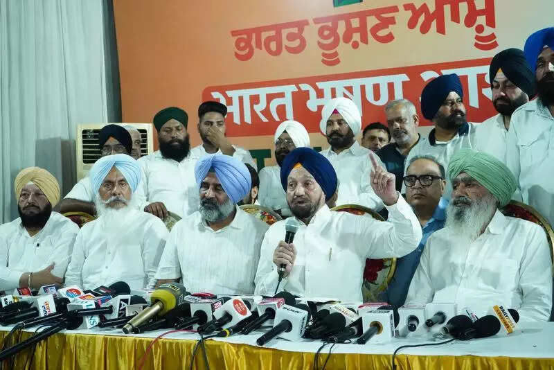 Ramoowalia offers support to Ashu to ‘save Punjab from loot’