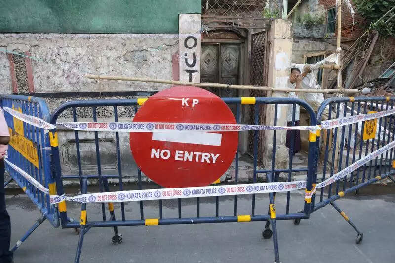 Afternoon murder shocker in Bhowanipore