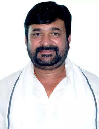 Congress MLA Vinay Kulkarni surrenders, shifted to central prison