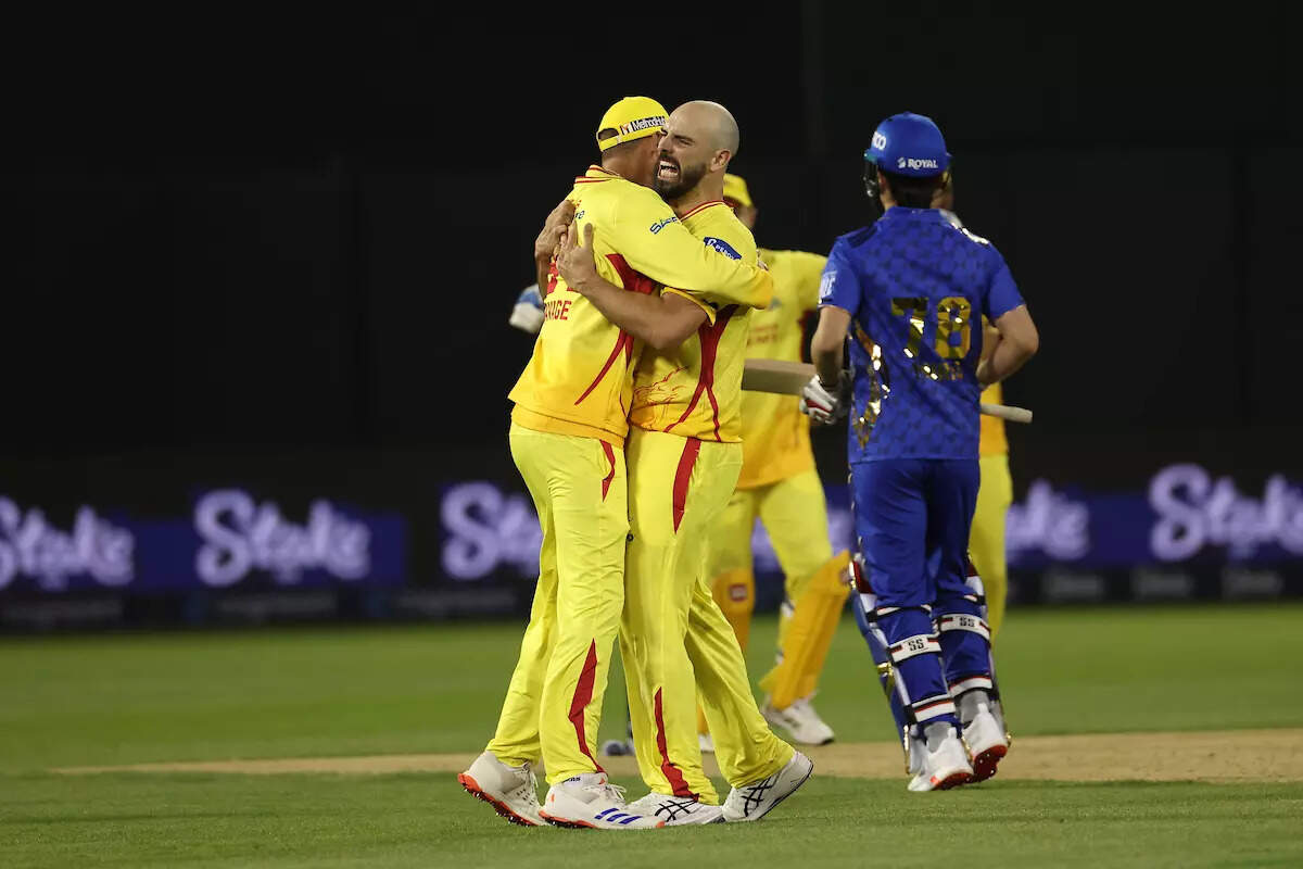 MLC 2025: Daryl Mitchell holds his nerve as TSK beat MI NY in thriller