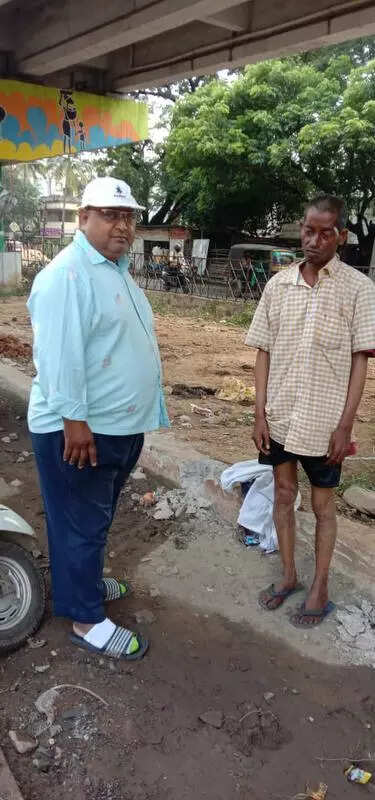 Bizman turns philanthropist, feeds hundreds daily in Rourkela