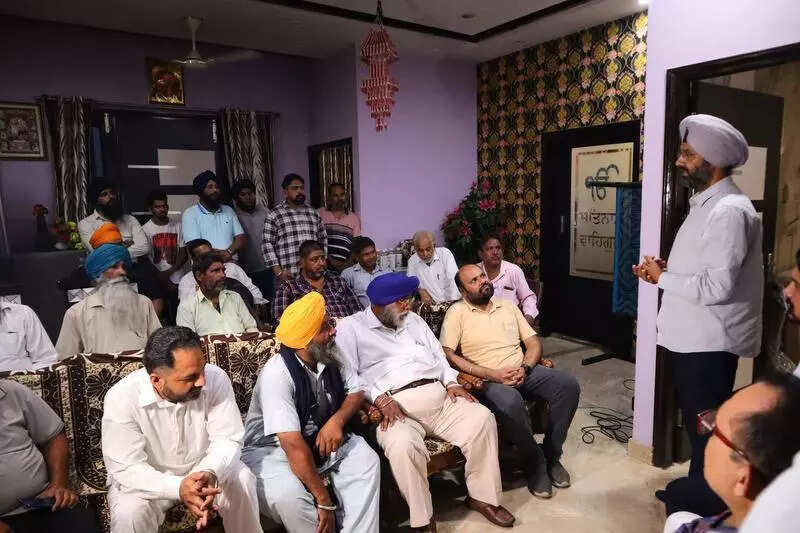 City on short fuse over power cuts: BJP, SAD leaders