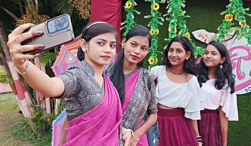 Odia films attract large crowds during raja festival