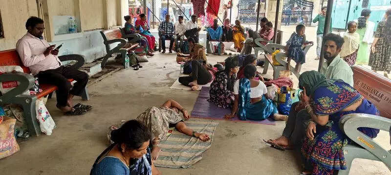 Unhygienic conditions raise a stink at Niloufer Hospital