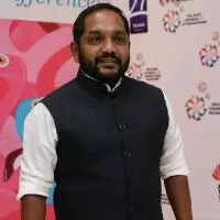 App-based garbage collection service promotes timely pickups and recycling